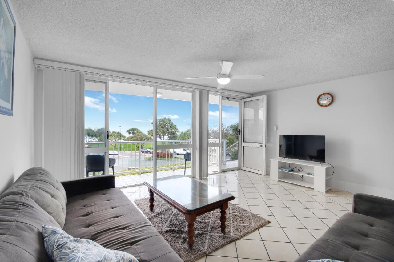 Capeview Apartments - Right On Kings Beach Caloundra Exterior foto